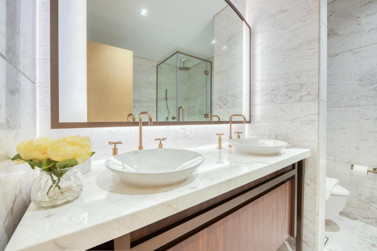 Rh- Upscale Living In The Heart Of The City, 02br, Near Mall * Dubaï