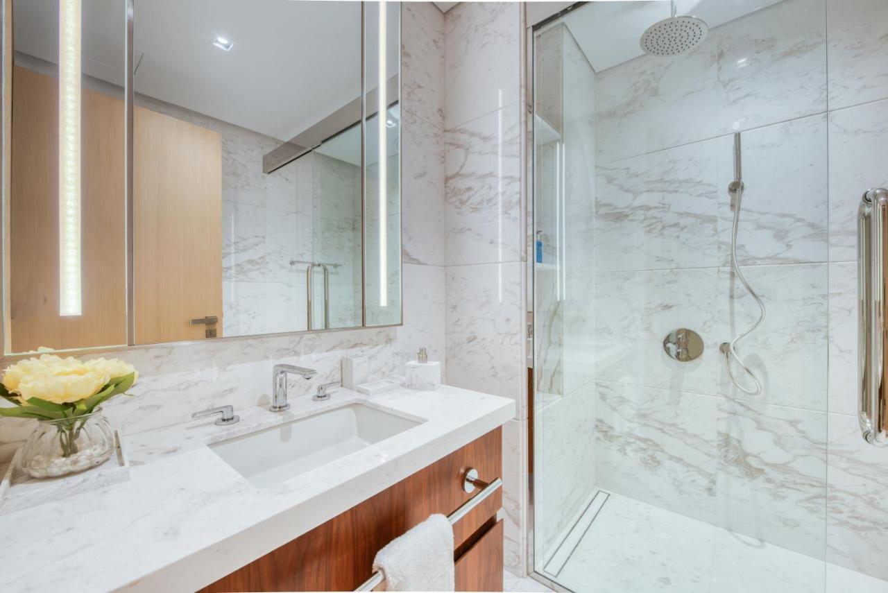 Rh- Upscale Living In The Heart Of The City, 02br, Near Mall * Dubaï