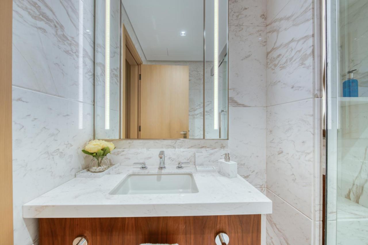 Rh- Upscale Living In The Heart Of The City, 02br, Near Mall Appartement *